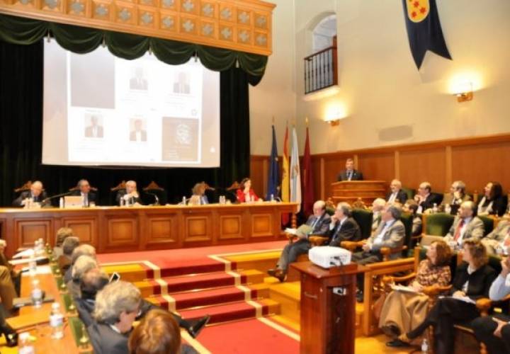El CGCOM insta al Poder Legislativo a la reforma urgente de la Ley de Incompatibilidades