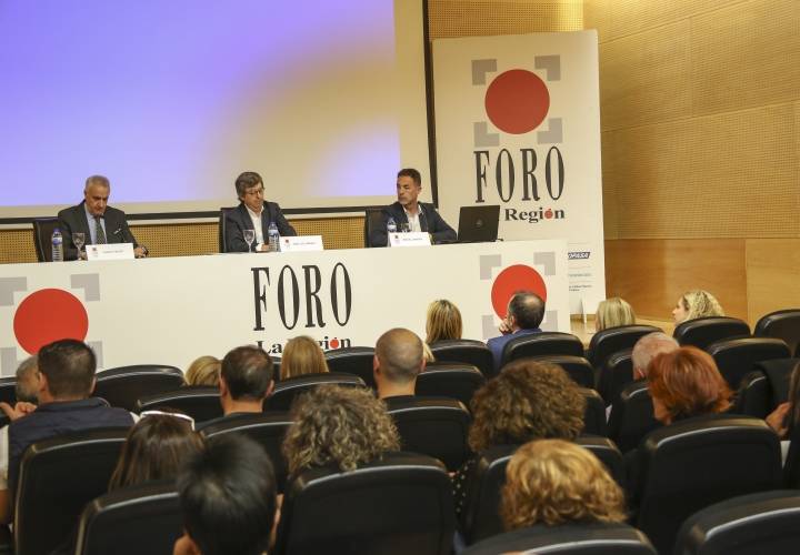 Vídeo "Las actuaciones sanitarias en la prevención y el abordaje de la violencia de género"